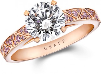 Graff » Jewellery » Engagement Rings Laurence Graff Signature » Laurence Graff Signature Round Brilliant Cut Pink Diamond