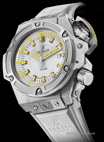 Hublot » _Archive » King Power Oceanographic 4000 » Cheval Blanc Randheli Special Edition 