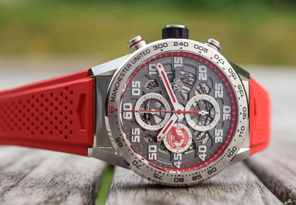 TAG-Heuer-Carrera-Heuer-01-Manchester-United-Special-Edition-13