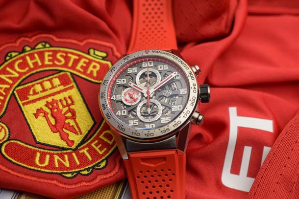 TAG-Heuer-Carrera-Heuer-01-Manchester-United-Special-Edition-15